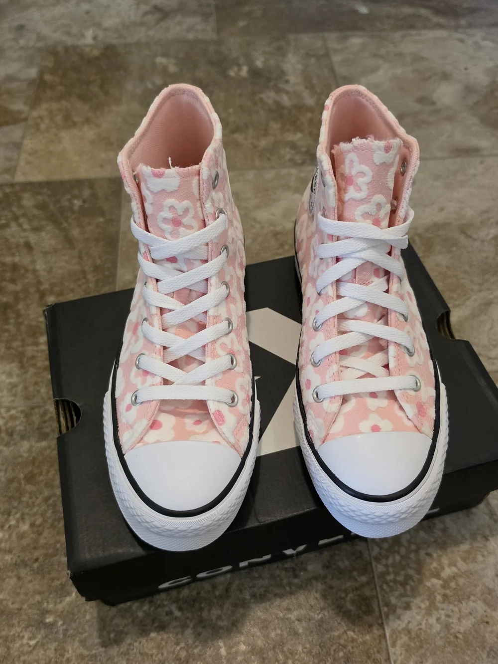 Converse Chuck Taylor All Star High Pink Floral - MISMATCHED SIZES (US Kid 4 / U